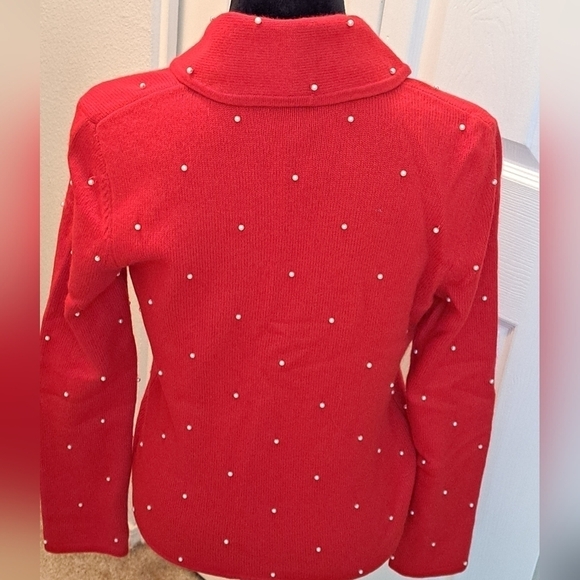 Jones New York Signature  Red Sweater With Pearl Embellishments  Size M - Picture 3 of 8